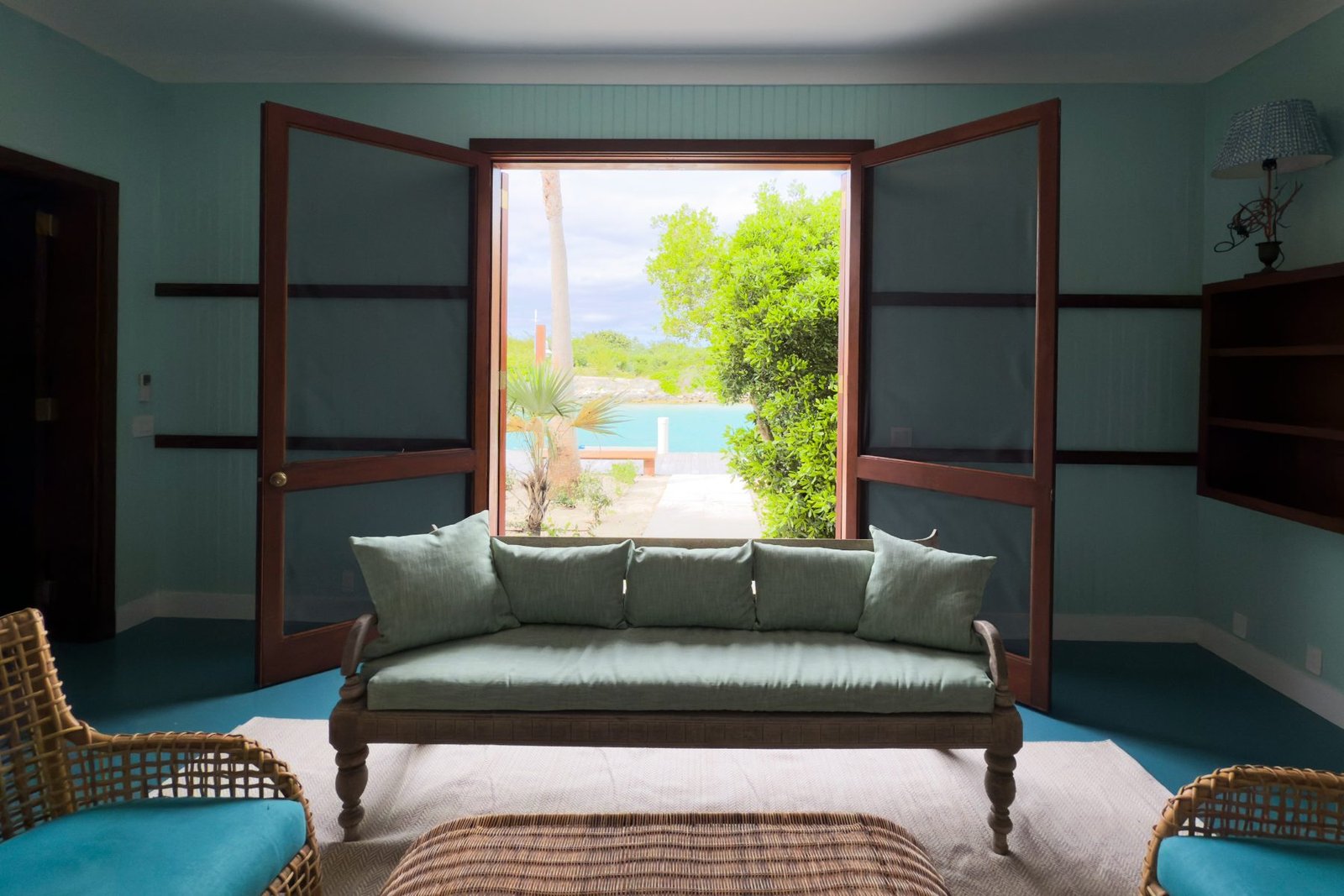 A sitting room opening onto the channel